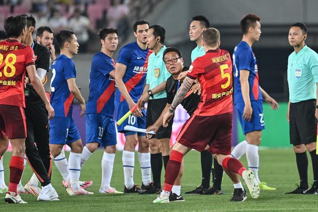 曼联最艰难时刻迎击阿森纳 数据示梦剧场沦陷